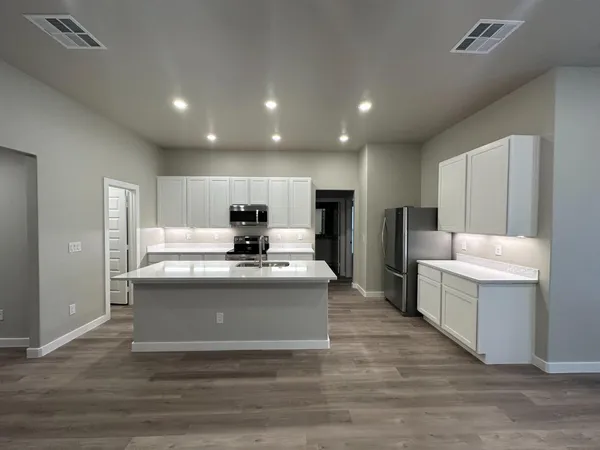 $1,950 | 13213 Sherman Avenue, Lubbock, TX 79423