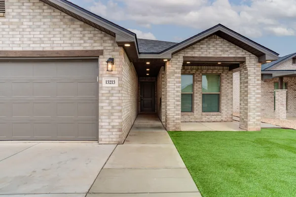 $1,950 | 13213 Sherman Avenue, Lubbock, TX 79423