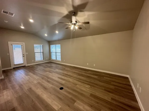 $1,950 | 13213 Sherman Avenue, Lubbock, TX 79423
