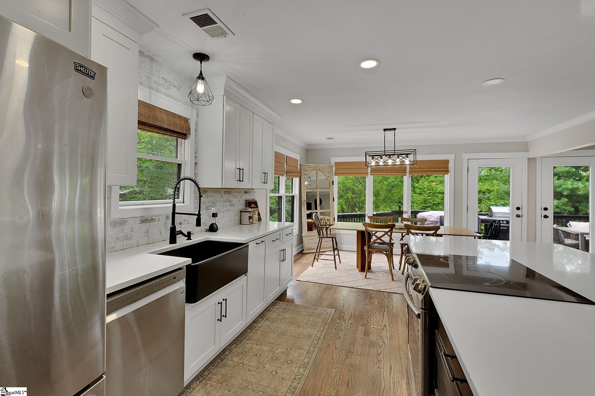 160 Chestnut Mountain Road Travelers Rest, SC 29690 - Photo 8 of 42 Gallery Image 8