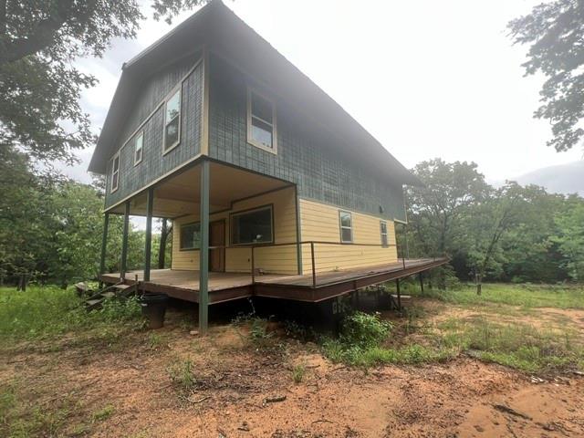 924 The Oil Road Gainesville, TX 76240 - Photo 5 of 39