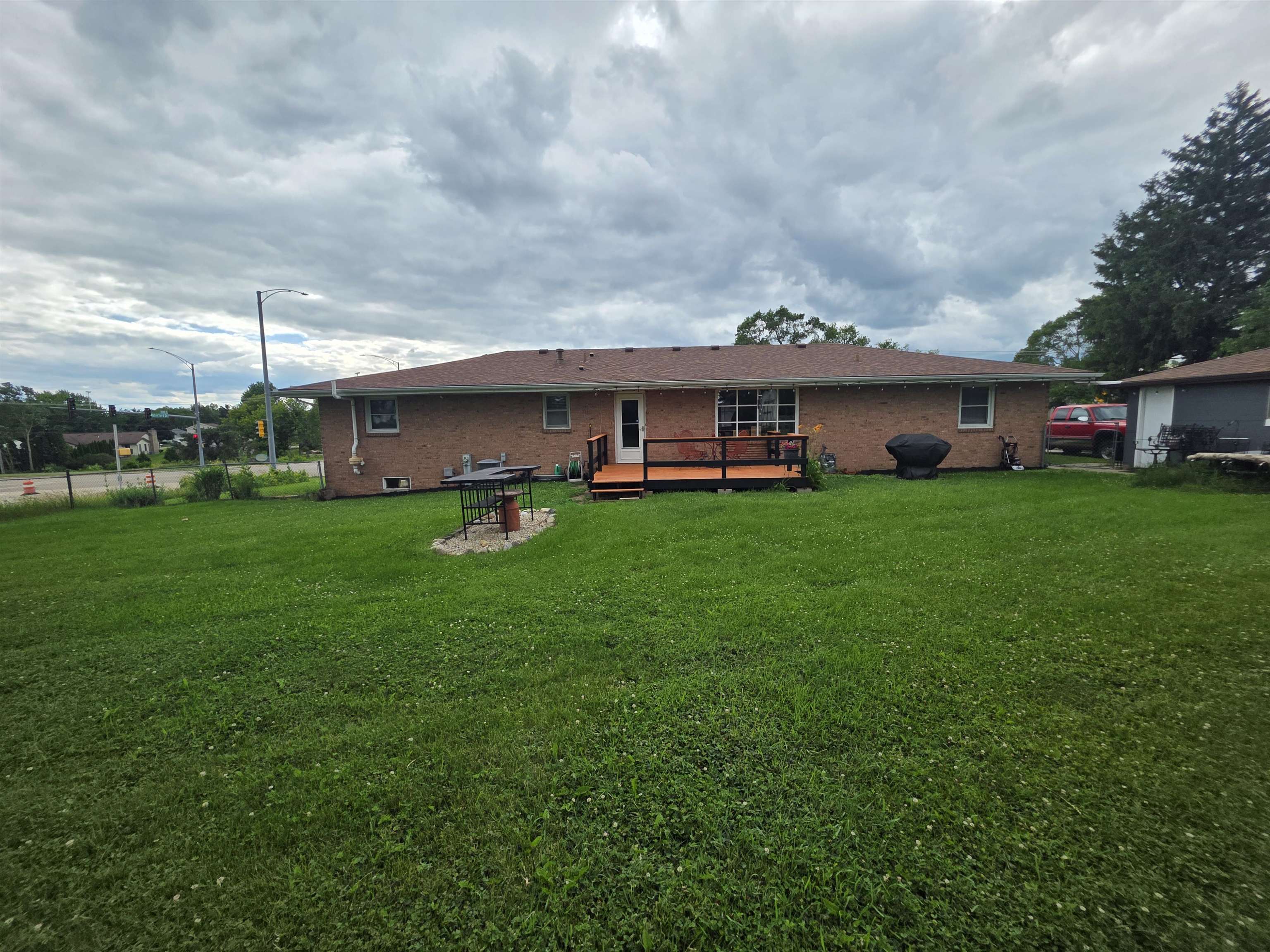 980 South Bell School Road Rockford, IL 61108 - Photo 8 of 44