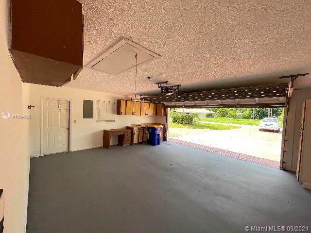 8699 Southwest Tropical Avenue Stuart, FL 34997 - Photo 11 of 15 Gallery Image 11