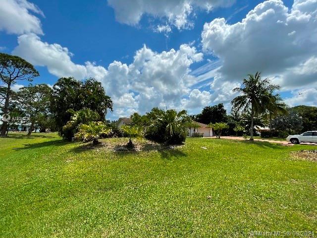 8699 Southwest Tropical Avenue Stuart, FL 34997 - Photo 15 of 15 Gallery Image 15