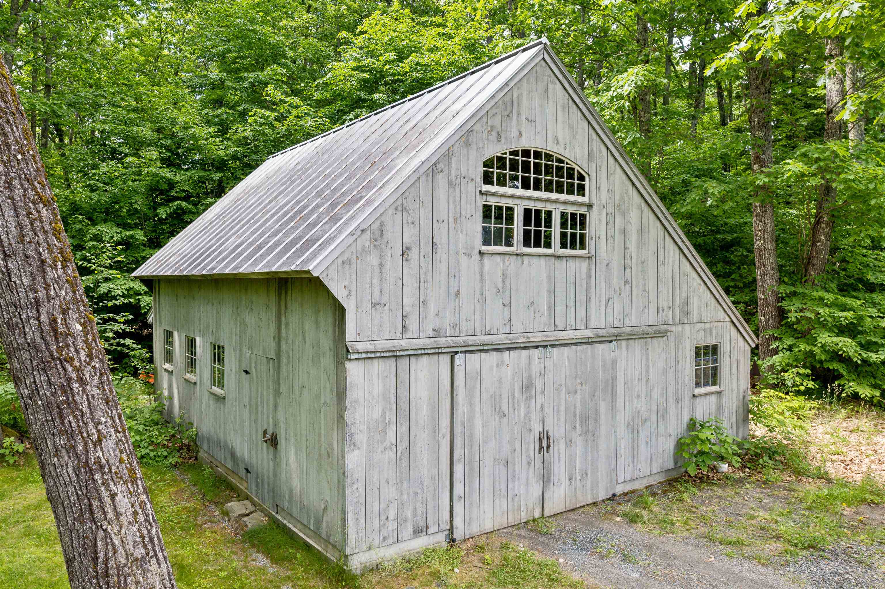 683 Reservoir Road White River Junction, VT 05001 - Photo 8 of 56