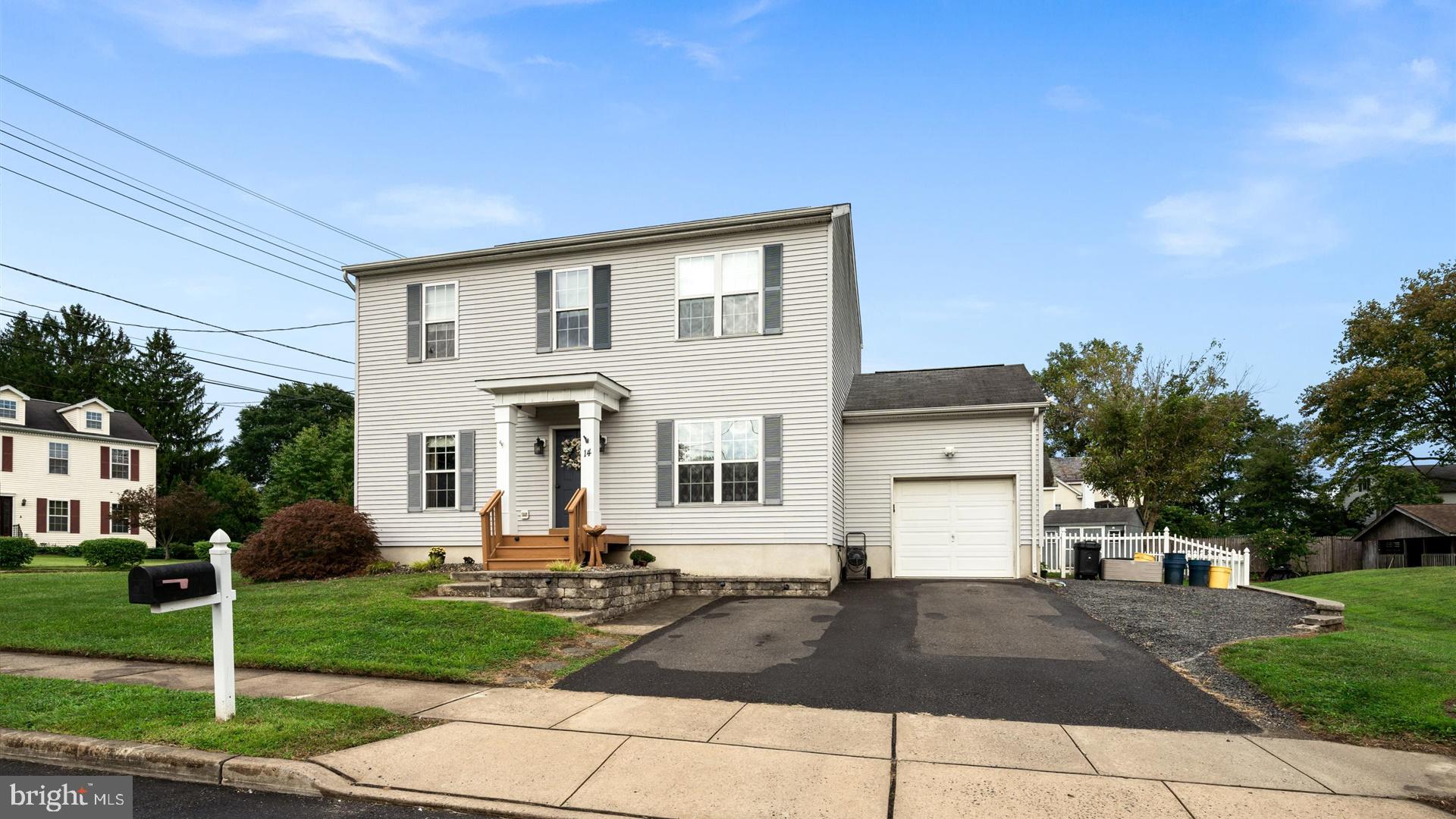 14 Mill Road Hamilton, NJ 08620 - Photo 2 of 26