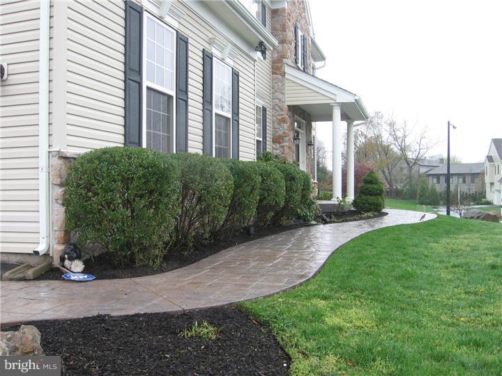 1 Phillips Circle Aston, PA 19014 - Photo 3 of 25