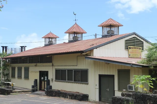 $1,750,000 | 82-5810 Napoopoo Road, Captain Cook, HI 96704