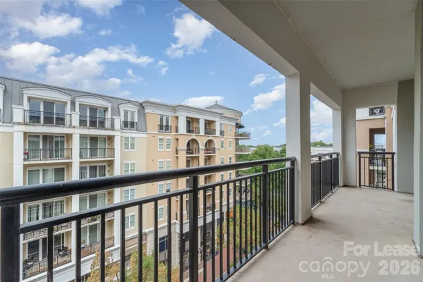 $2,095 | 4625 Piedmont Row Drive, Unit 611, Charlotte, NC 28210