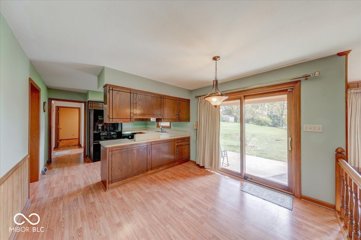 1715 Towe String Road Indianapolis, IN 46217 - Photo 17 of 48