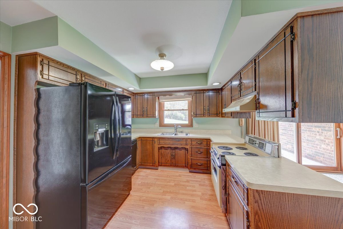 1715 Towe String Road Indianapolis, IN 46217 - Photo 21 of 48