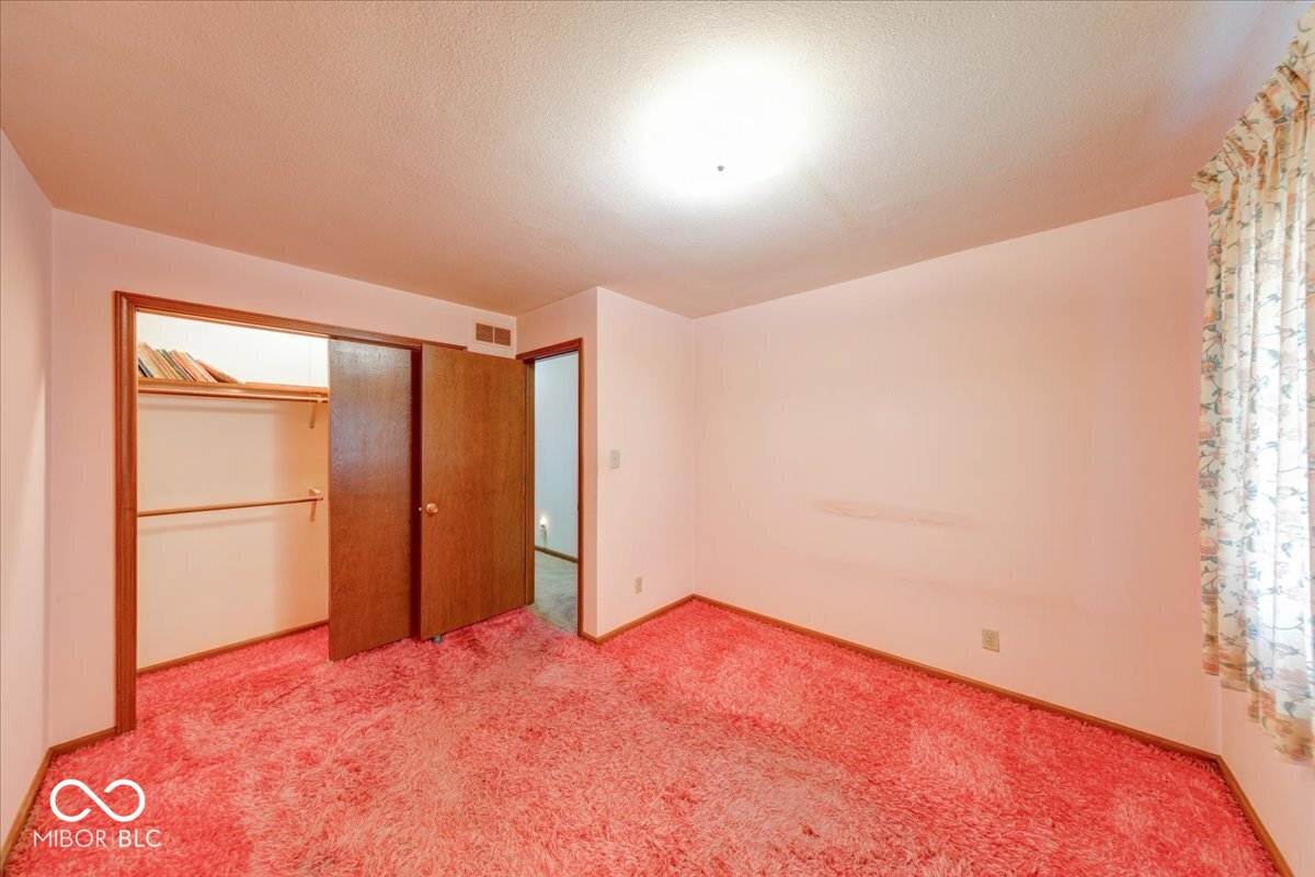 1715 Towe String Road Indianapolis, IN 46217 - Photo 34 of 48