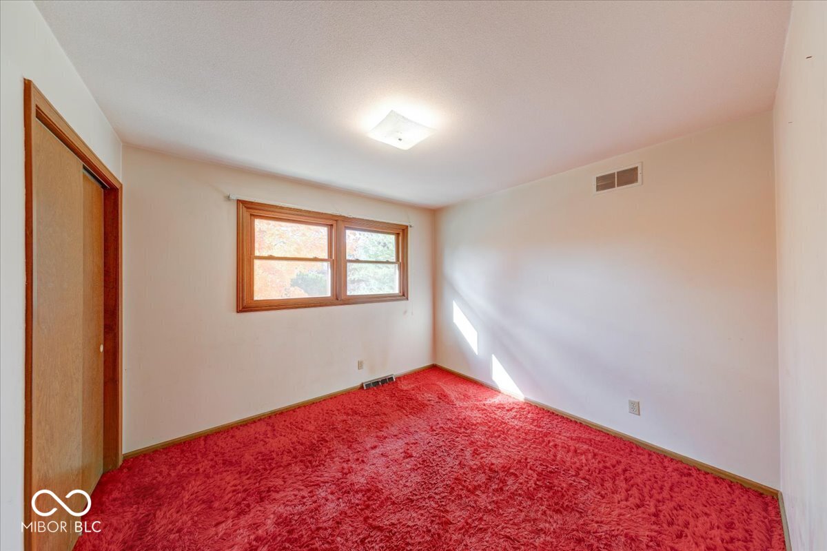 1715 Towe String Road Indianapolis, IN 46217 - Photo 38 of 48