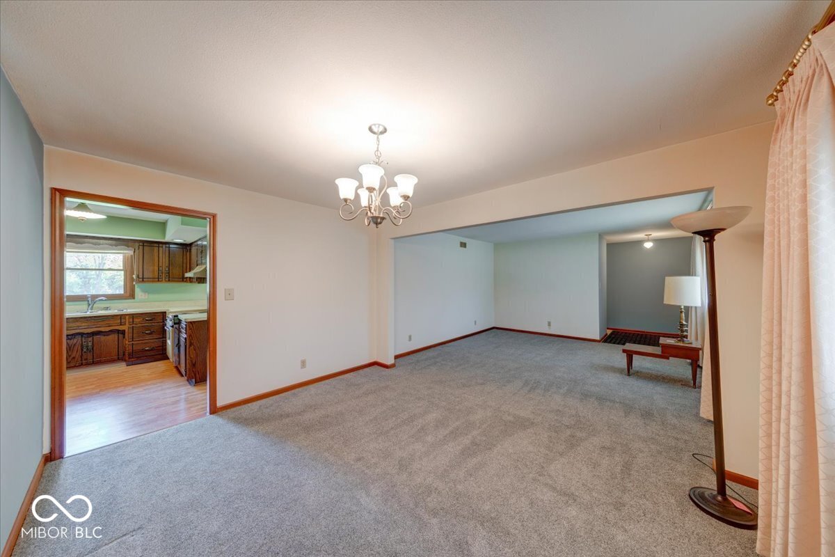 1715 Towe String Road Indianapolis, IN 46217 - Photo 5 of 48