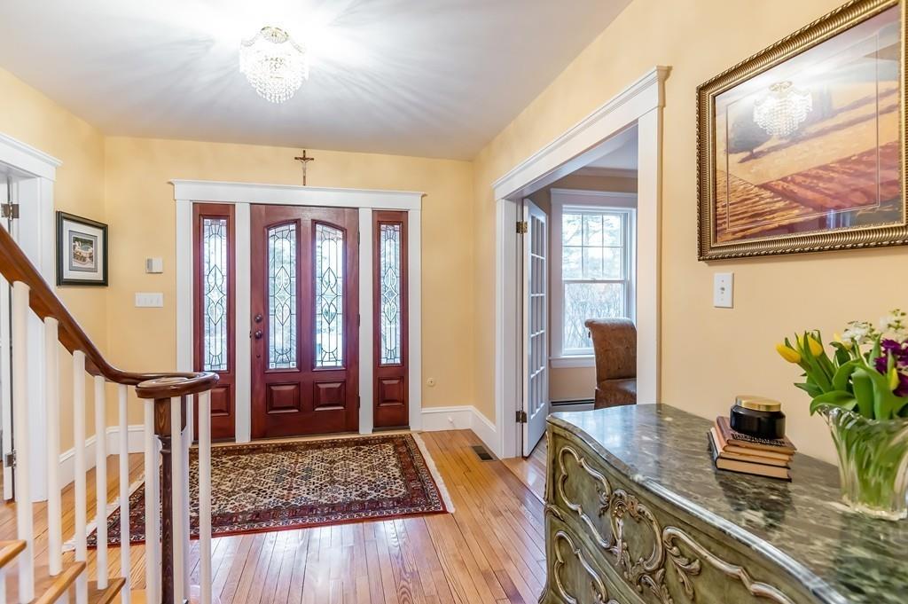 85 Shawsheen Road Andover, MA 01810 - Photo 3 of 42 Gallery Image 3