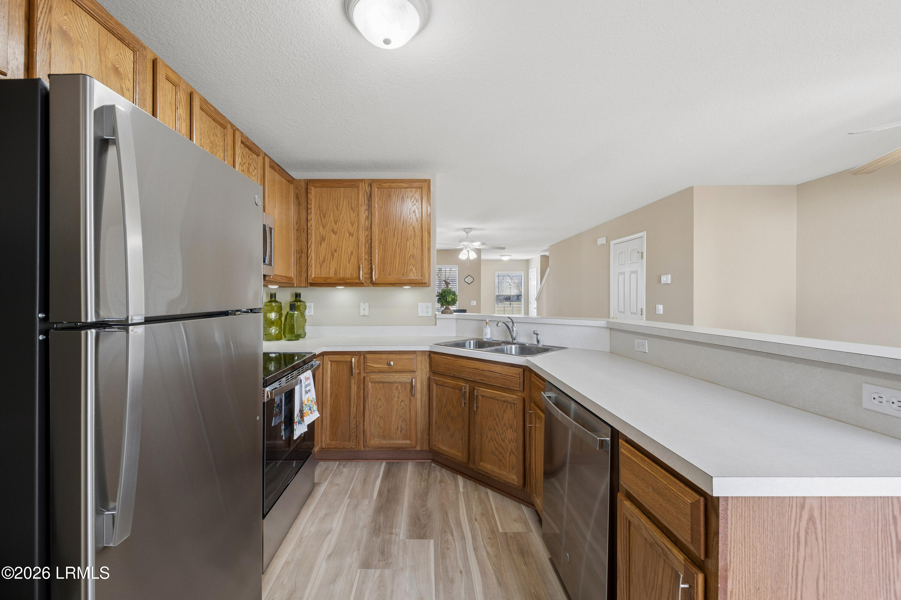 404 Park Side Way Okatie, SC 29909 - Photo 11 of 42 404ParkSideWay-IslandHouseMedia-0020