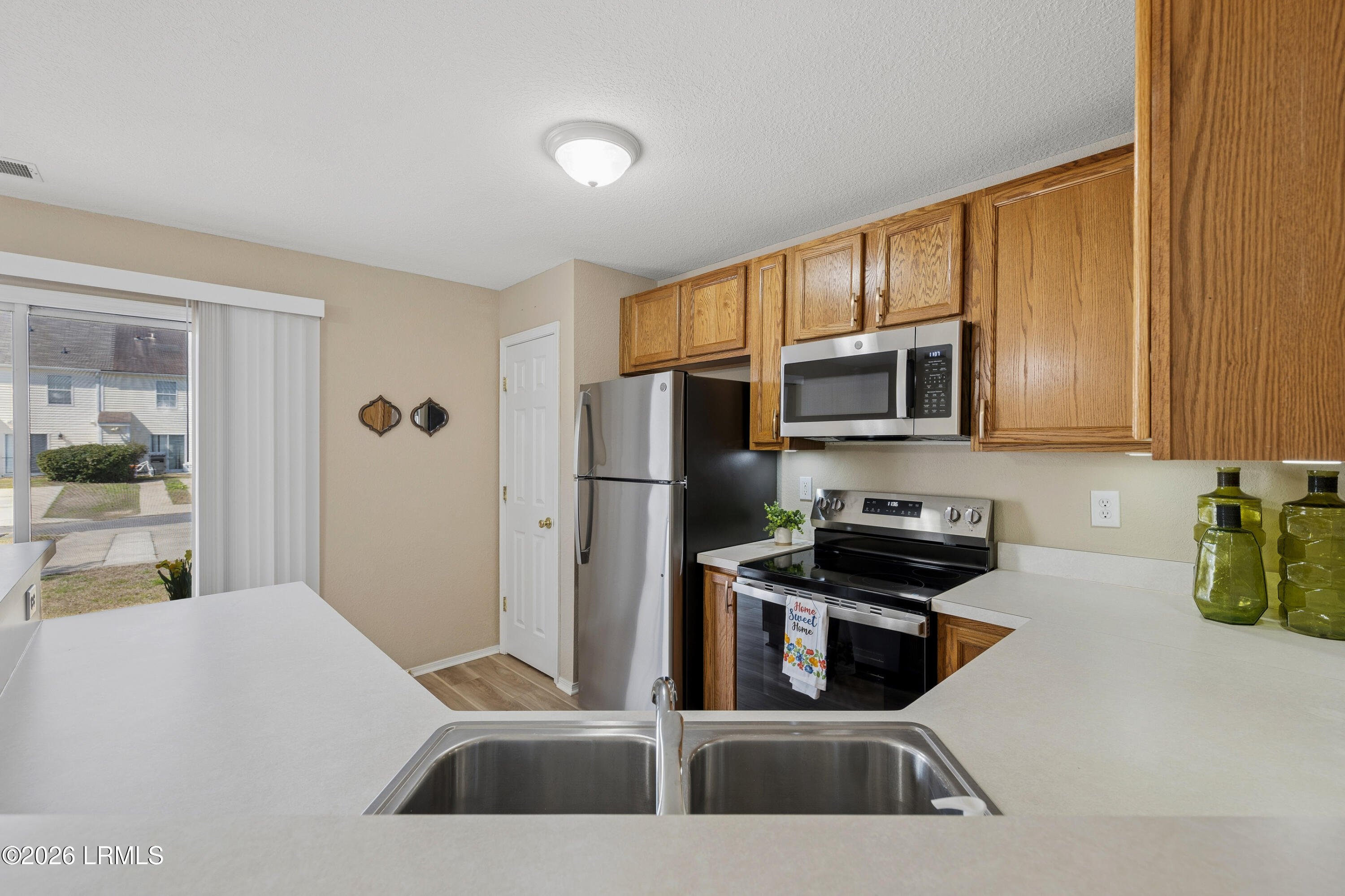 404 Park Side Way Okatie, SC 29909 - Photo 9 of 42 404ParkSideWay-IslandHouseMedia-0018