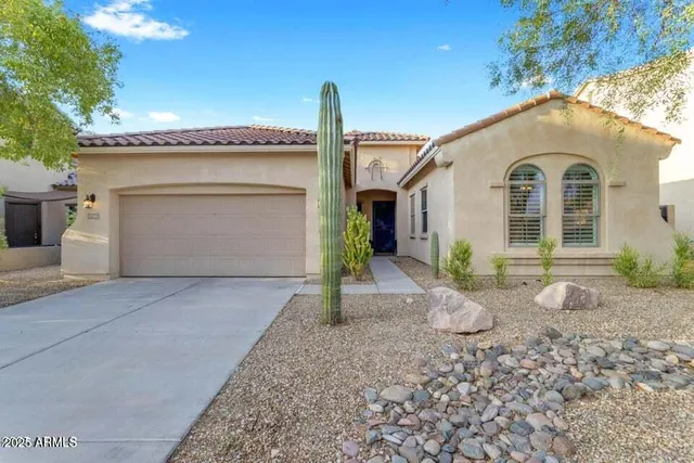 $2,695 | 17564 West Verdin Road, Goodyear, AZ 85338