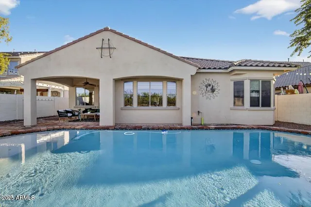 $2,695 | 17564 West Verdin Road, Goodyear, AZ 85338