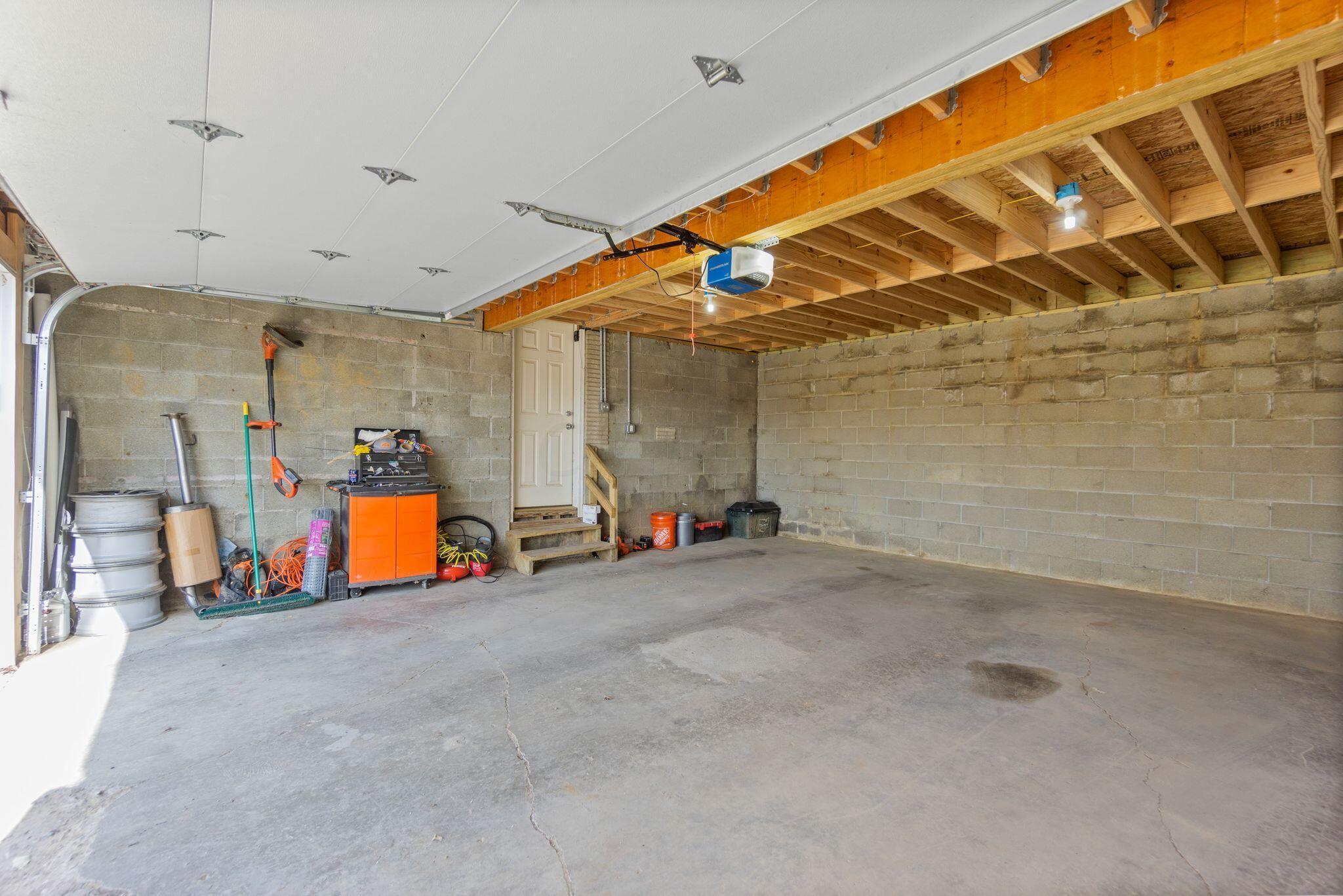 3100 Schwartz Road Columbus, OH 43232 - Photo 32 of 32 3100 Schwartz Road Drone 0024