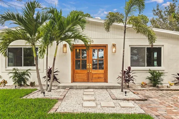 $4,650 | 3946 Helena Street Northeast, St. Petersburg, FL 33703