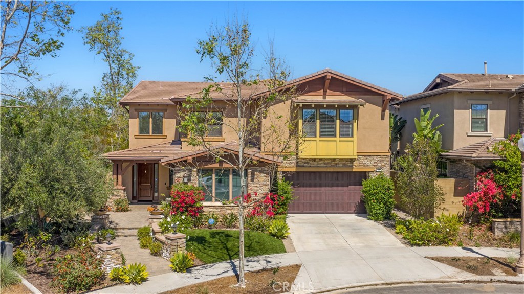 127 Cruiser Irvine, CA 92618 - Photo 2 of 71 front