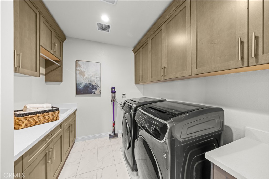 127 Cruiser Irvine, CA 92618 - Photo 45 of 71