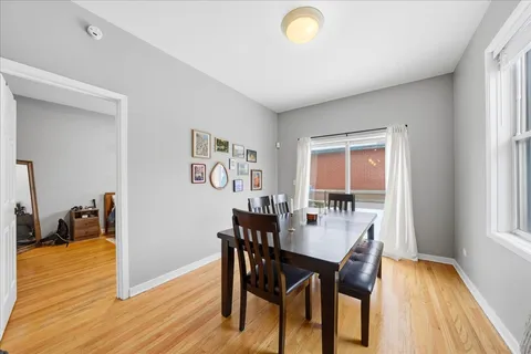 $900,000 | 1443 West Fillmore Street, Chicago, IL 60607