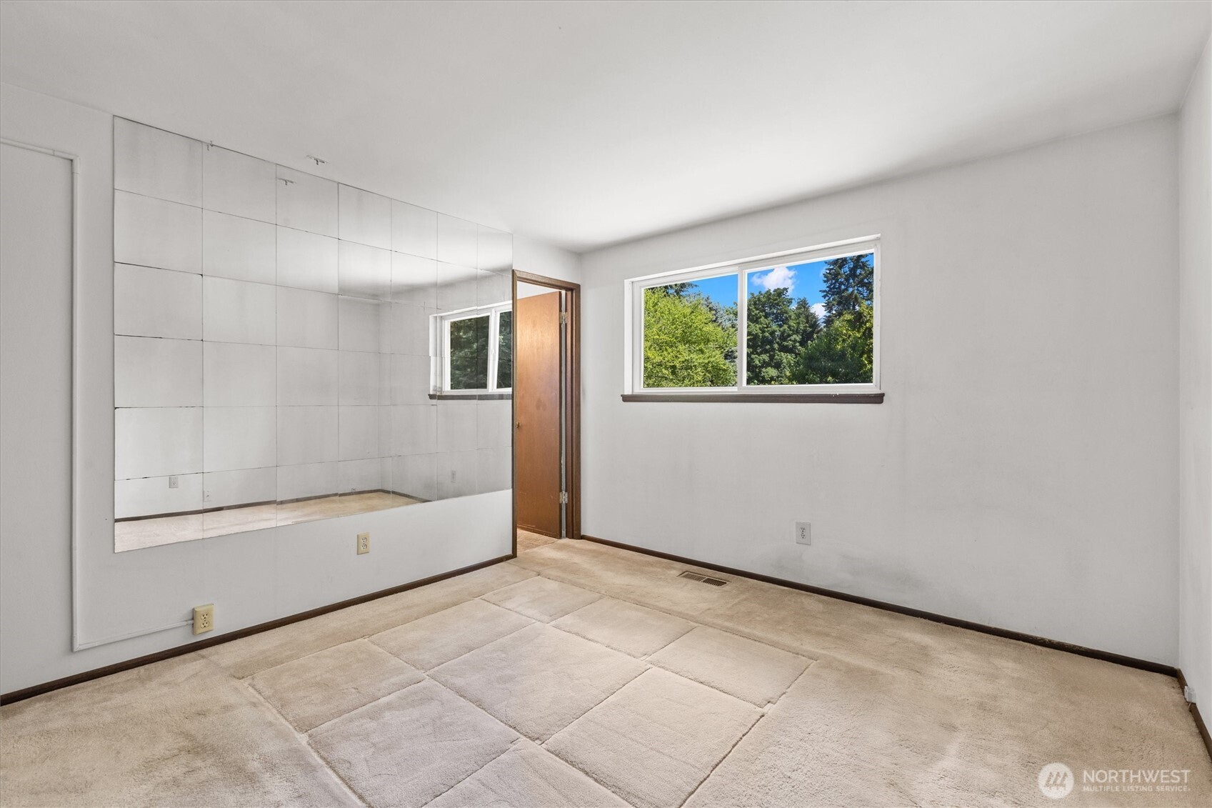 14906 110th Avenue Northeast Bothell, WA 98011 - Photo 20 of 40