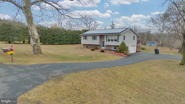 $395,000 | 118 Oak Terrace Drive, Birdsboro, PA 19508