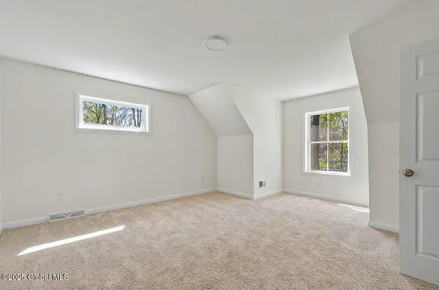 $579,900 | 161 Steadwell Road, Amsterdam, NY 12010