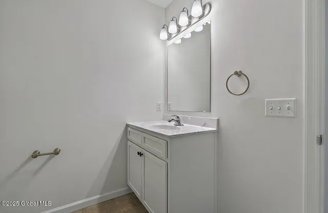 $579,900 | 161 Steadwell Road, Amsterdam, NY 12010