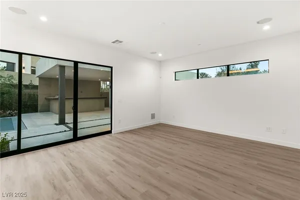 $25,000 | 7385 Heron Cyn Court, Las Vegas, NV 89117