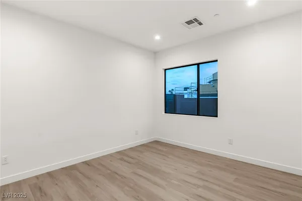 $25,000 | 7385 Heron Cyn Court, Las Vegas, NV 89117