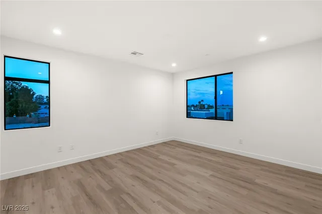 $25,000 | 7385 Heron Cyn Court, Las Vegas, NV 89117