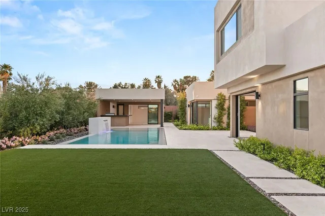 $25,000 | 7385 Heron Cyn Court, Las Vegas, NV 89117