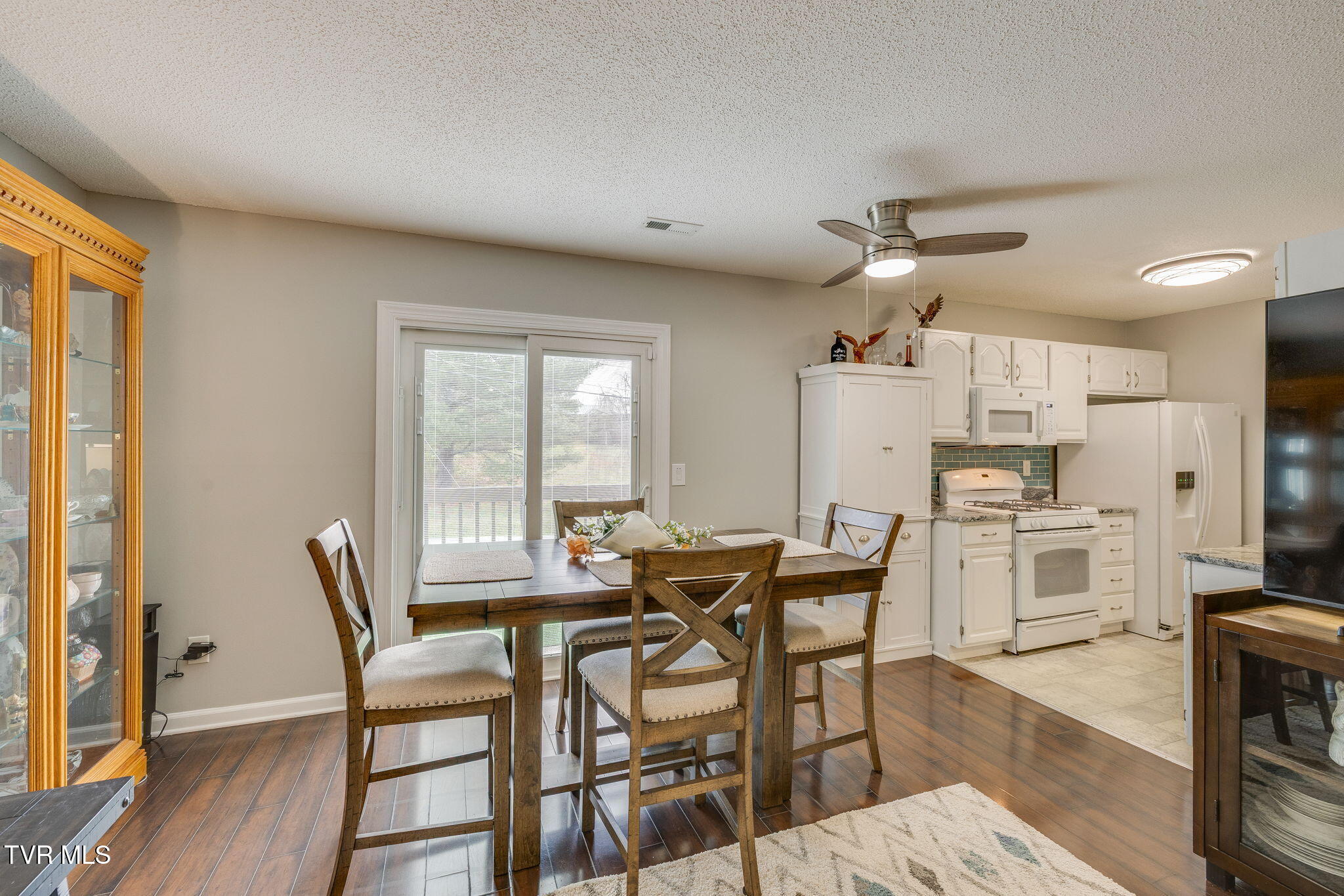 2700 Indian Ridge Road, Unit 4 Johnson City, TN 37604 - Photo 8 of 25 008