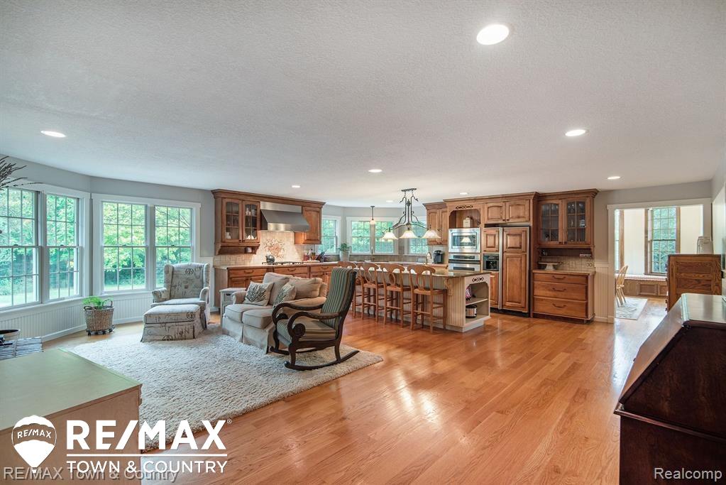 6277 Elms Road Flushing, MI 48433 - Photo 8 of 47