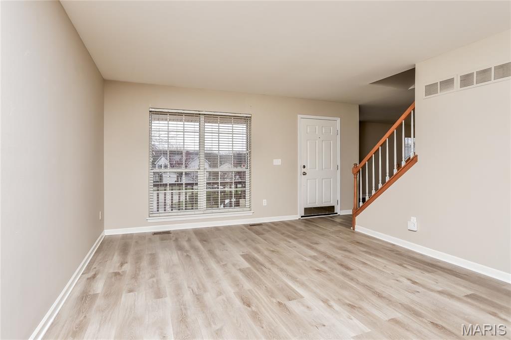 1504 Wild Berry Court Ballwin, MO 63021 - Photo 2 of 15