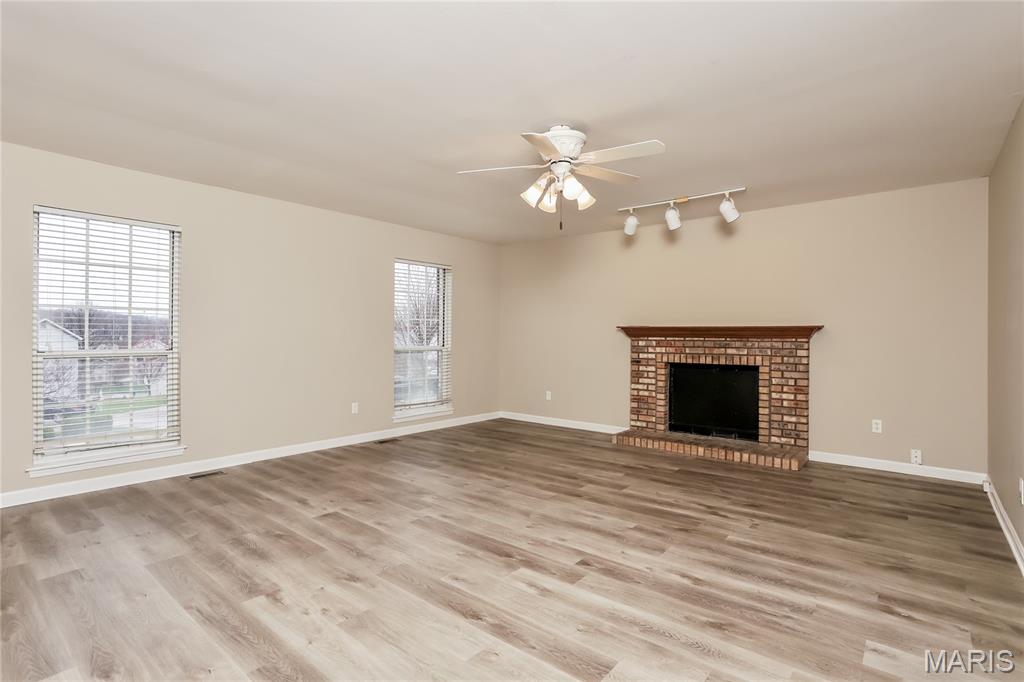 1504 Wild Berry Court Ballwin, MO 63021 - Photo 3 of 15