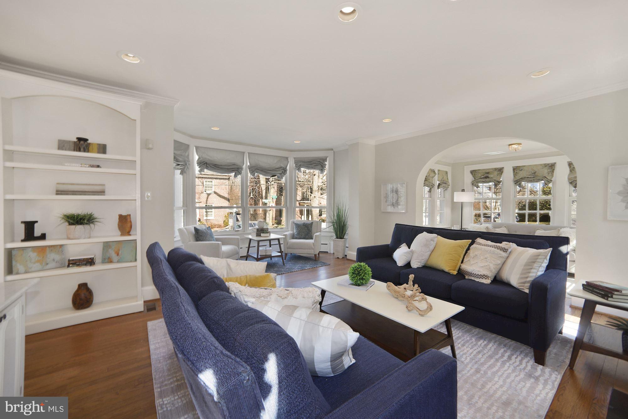 3320 Rowland Place Northwest Washington, DC 20008 - Photo 3 of 41 Grand Living Room