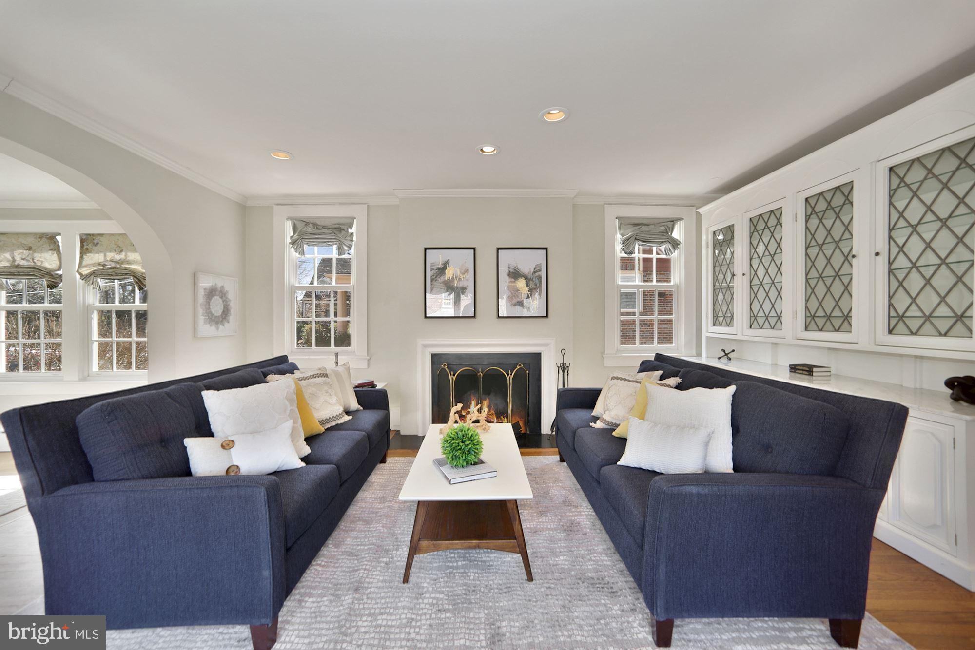 3320 Rowland Place Northwest Washington, DC 20008 - Photo 4 of 41 with Wood Burning Fireplace
