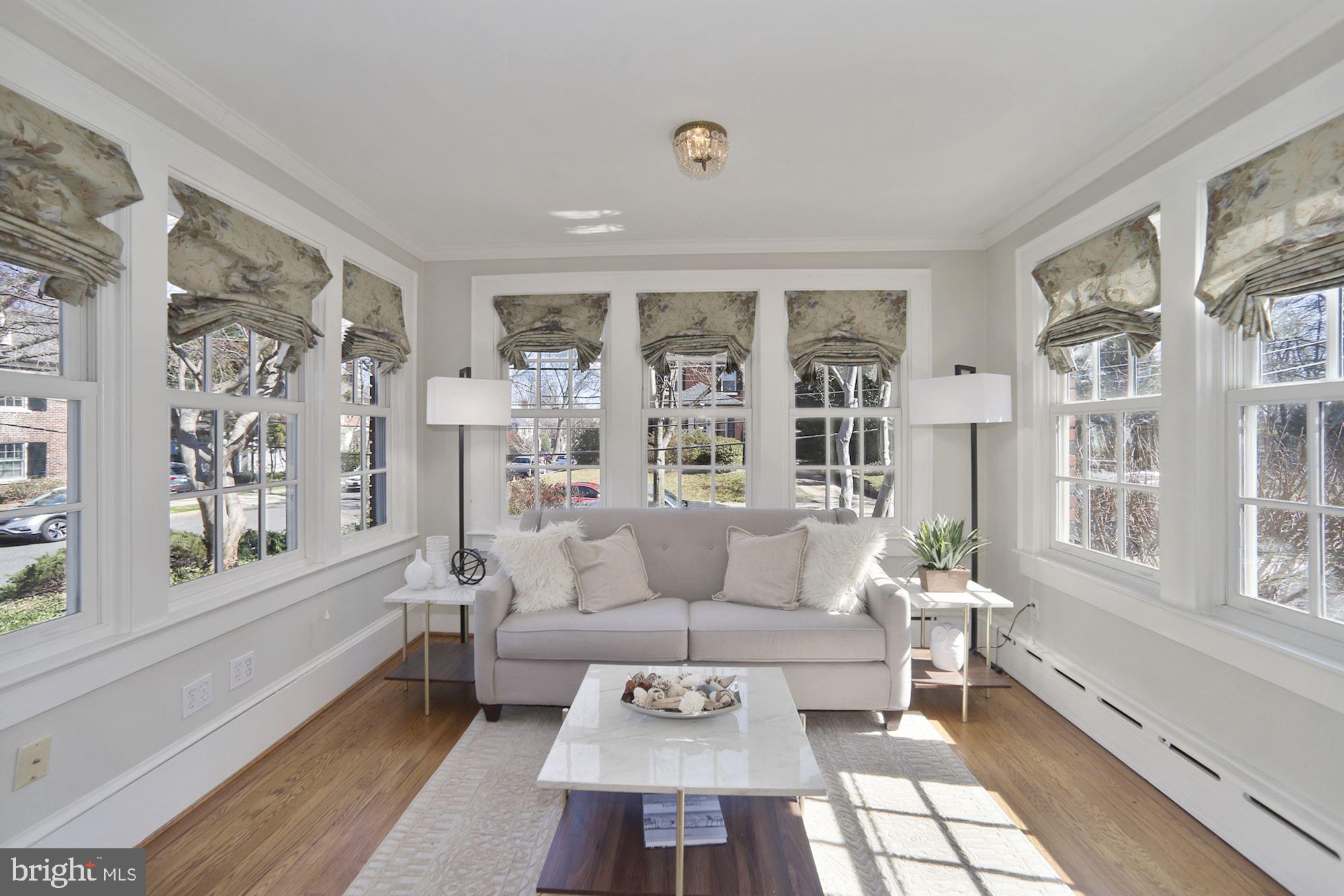 3320 Rowland Place Northwest Washington, DC 20008 - Photo 8 of 41 Lovely Sunroom