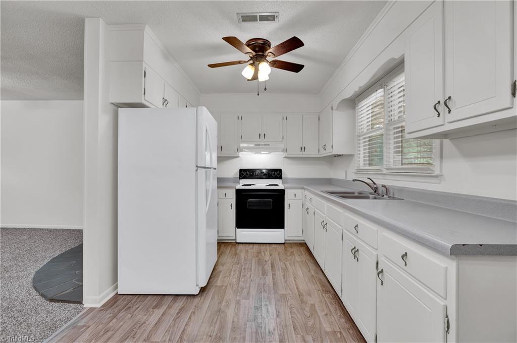 515 Spruce Street High Point, NC 27262 - Photo 14 of 34 Gallery Image 14