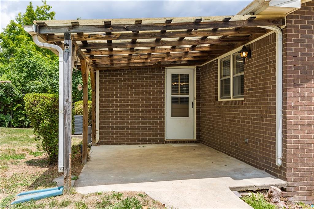 515 Spruce Street High Point, NC 27262 - Photo 30 of 34 Gallery Image 30