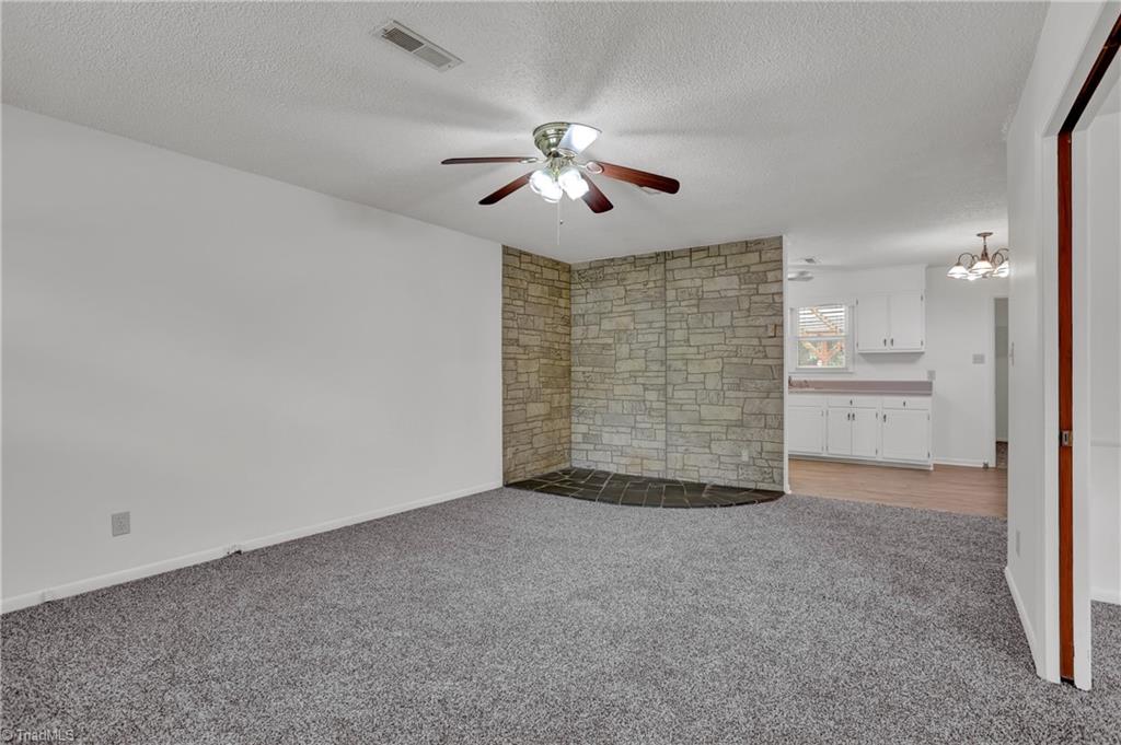 515 Spruce Street High Point, NC 27262 - Photo 9 of 34 Gallery Image 9