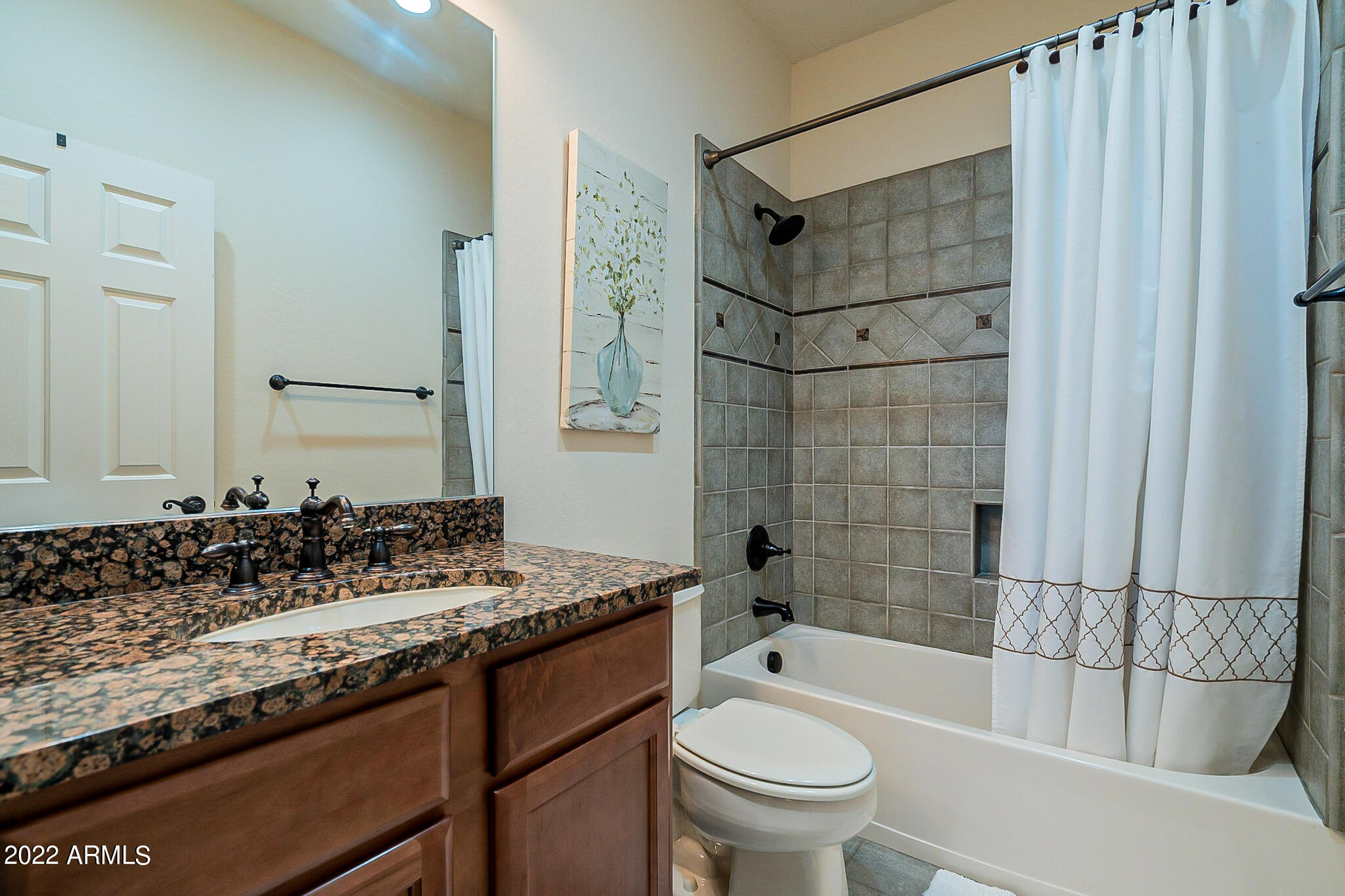3935 East Rough Rider Road, Unit 1154 Phoenix, AZ 85050 - Photo 19 of 40 Bedroom 2 Ensuite