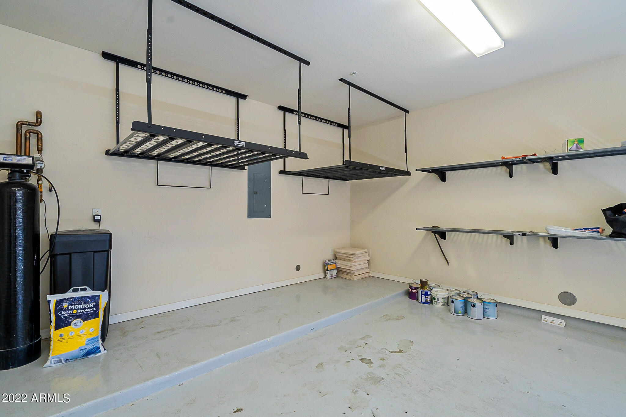 3935 East Rough Rider Road, Unit 1154 Phoenix, AZ 85050 - Photo 23 of 40 Garage