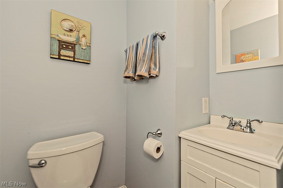 3325 Braemar Road Cleveland, OH 44120 - Photo 31 of 35