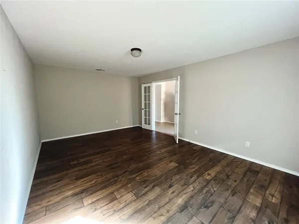 $2,400 | 6928 Derbyshire Drive, Fort Worth, TX 76137